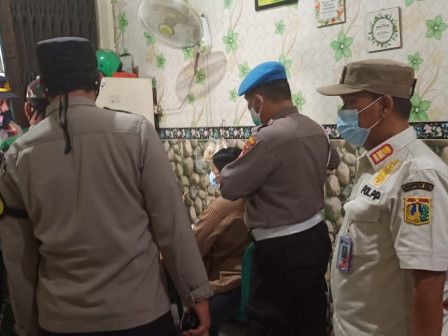 podiumnews.com-Langgar PPKM, Tiga Resto di Kebon Jeruk Disanksi